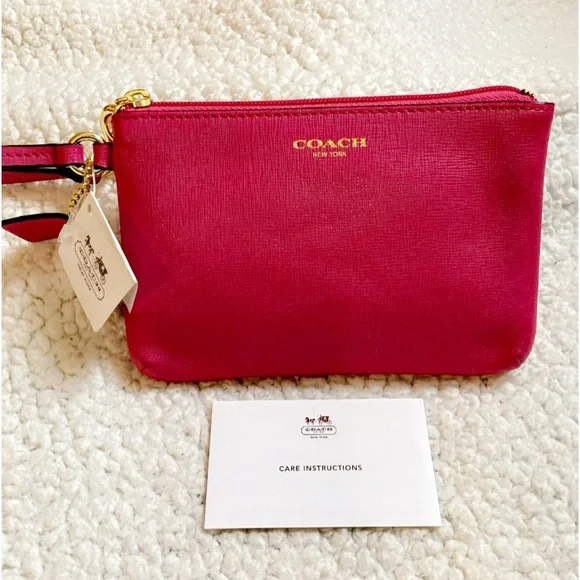 NWT COACH 49377 SAFFIANO LEATHER PINK WRISTLET - Picture 11 of 13